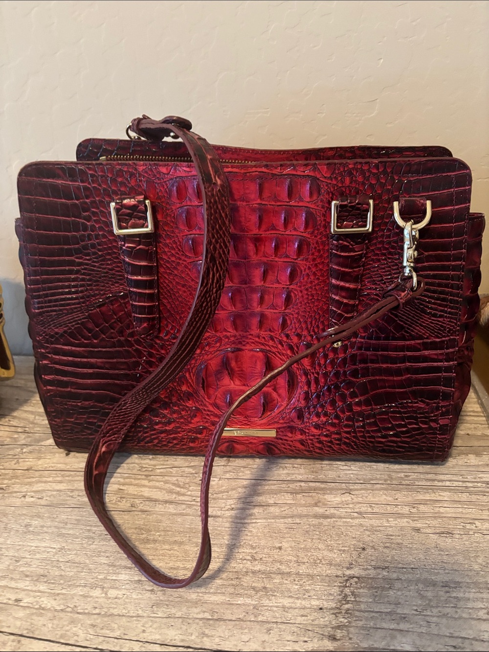 Brahmin Deep Red Embossed Croc Tote
No flaws, I just no longer use it - Picture 2 of 3